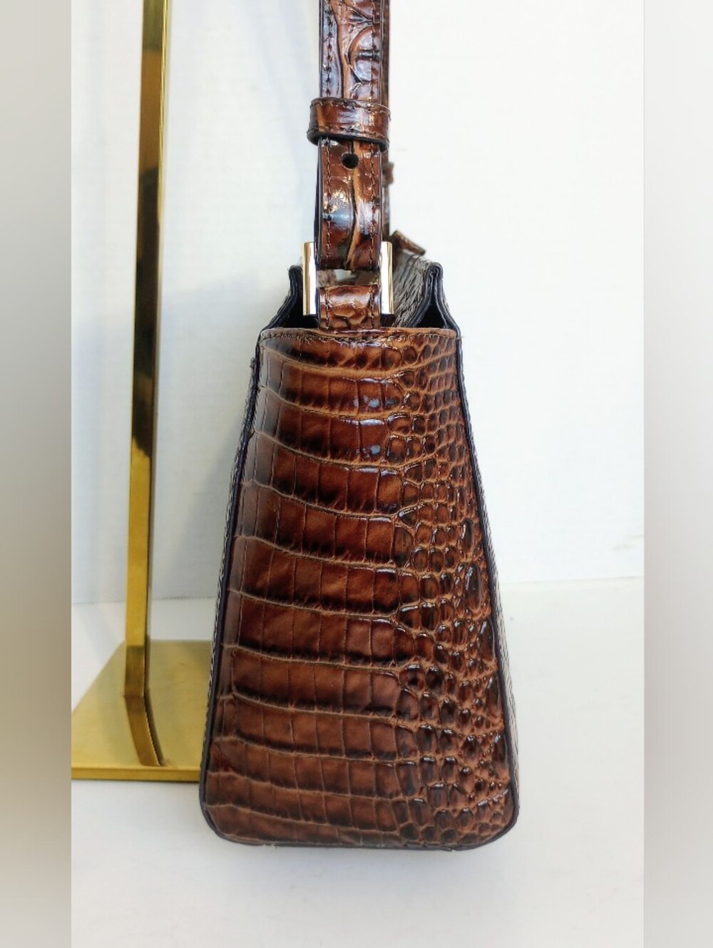 SOLD Brahmin Hillary Pecan Melbourne Croc Embossed Leather Crossbody Bag - Picture 7 of 13
